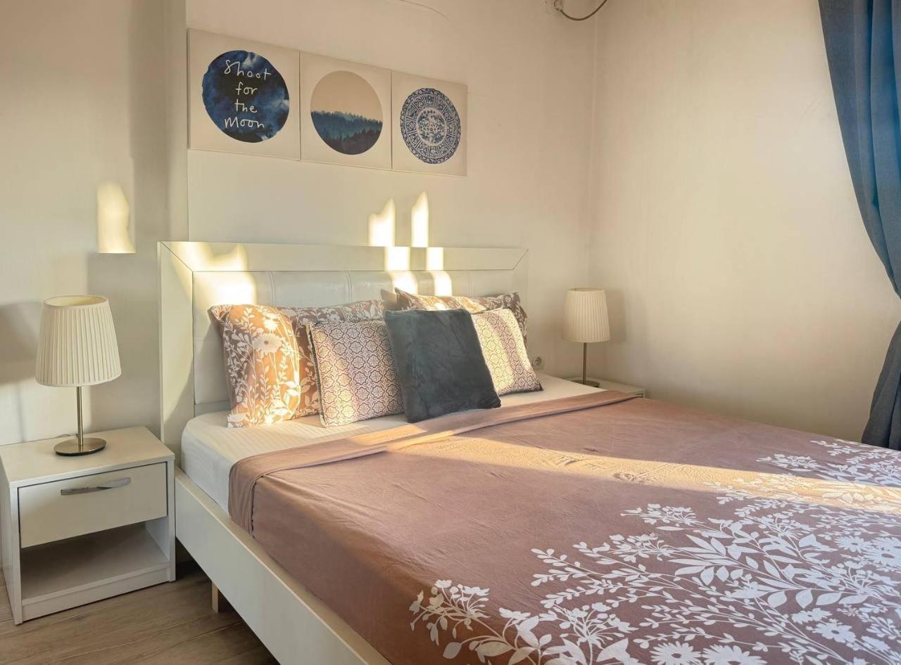 Morina Sea View Apartment Sarandë Eksteriør bilde