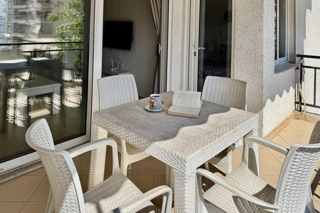 Morina Sea View Apartment Sarandë Eksteriør bilde