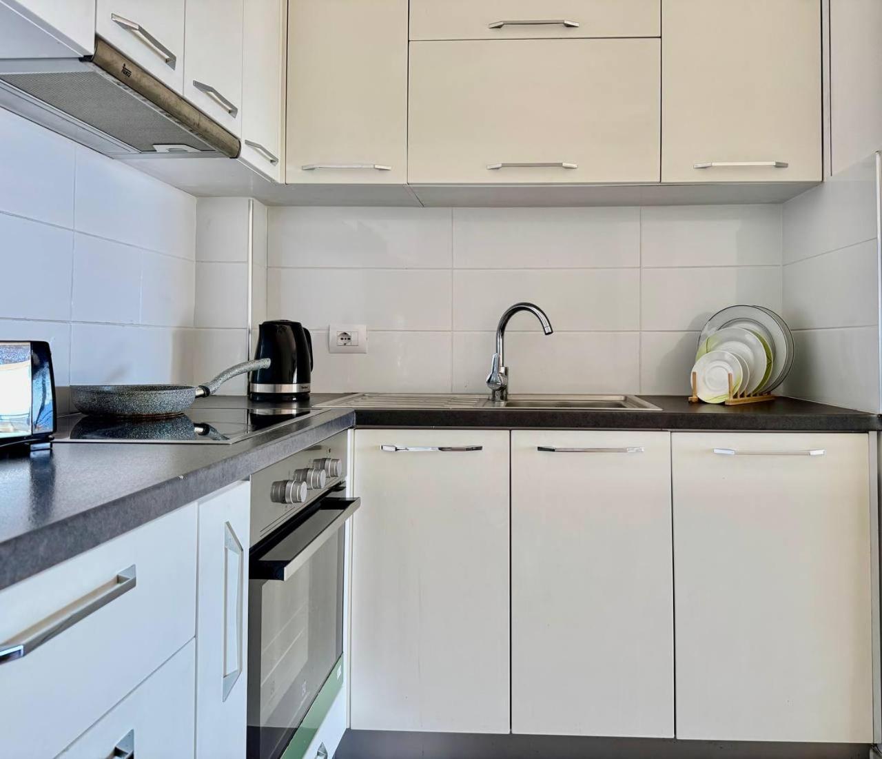 Morina Sea View Apartment Sarandë Eksteriør bilde